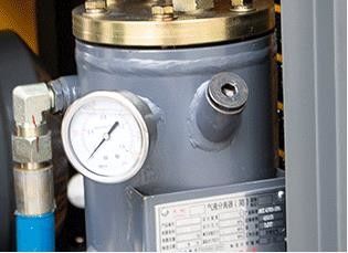 1900MM Oil Free Screw Air Compressor Portable 58dB Variable Frequency
