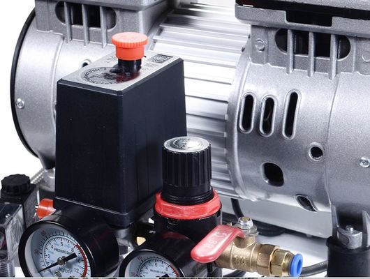 210L Min Oil Free Piston Air Compressor Red 3 Head Motor Direct Driven